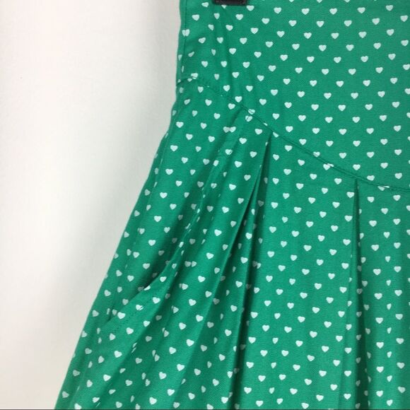 Modcloth Pretty Vacant Size XS Skirt Green White Hearts Heart Print With Pockets - Picture 3 of 7